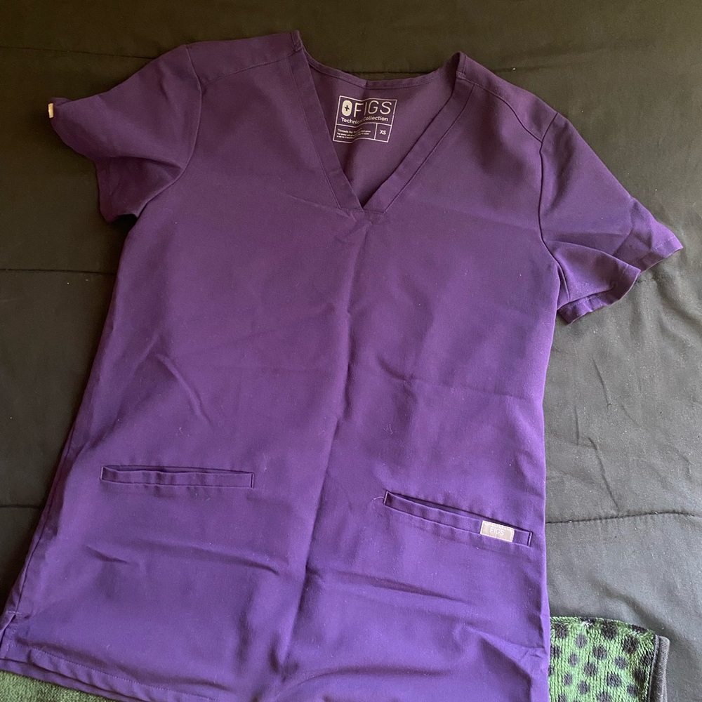 FIGS scrubs dark purple, used couple times. Like brand new.